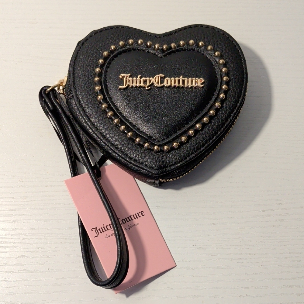 Juicy Couture NWT Heart Wristlet